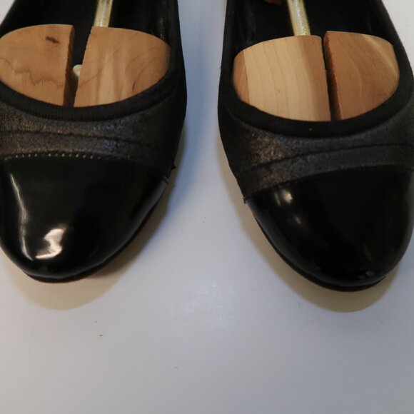 Chanel Silver and black flats in size 6 - Picture 3 of 7